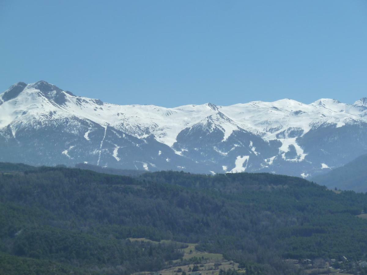 Апартаменты Vue Sur Les Montagnes Эмбрён Экстерьер фото